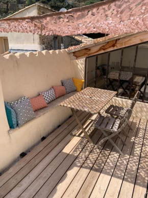 Maison de village climatisée avec terrasse en Provence
